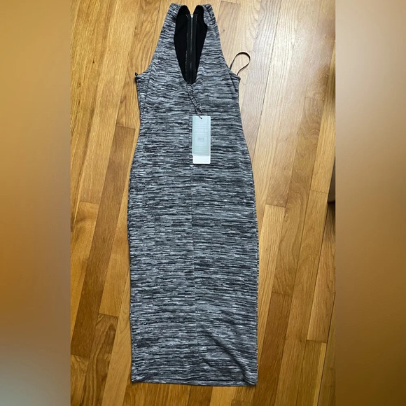 NWT Iris LA Gray and Black Zipper Front Midi Dress Medium - Picture 11 of 11